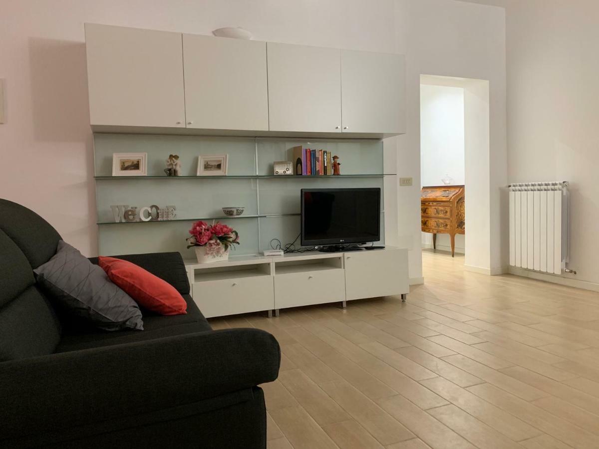 Temporary House Vicolo Colombina Apartment Bologna Exterior photo